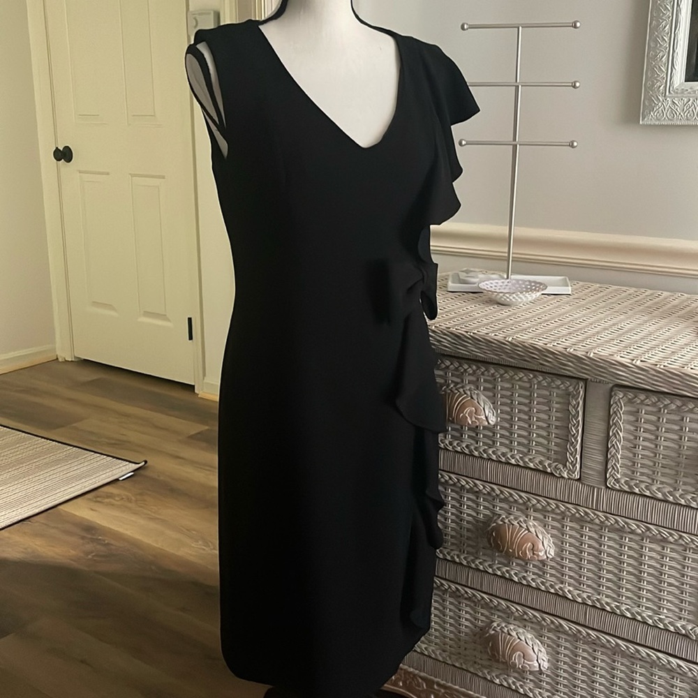 Rikki Freeman for Terri John Black Formal Asymmetrical Dress with Bow Size 10 - Picture 6 of 16